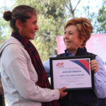 Entrega DIF Celaya reconocimientos a voluntarias de comedores.
