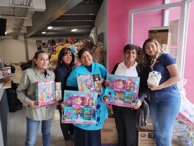 https://difcelaya.gob.mx/wp-content/uploads/2025/06/Donativos-4-640x482.jpeg